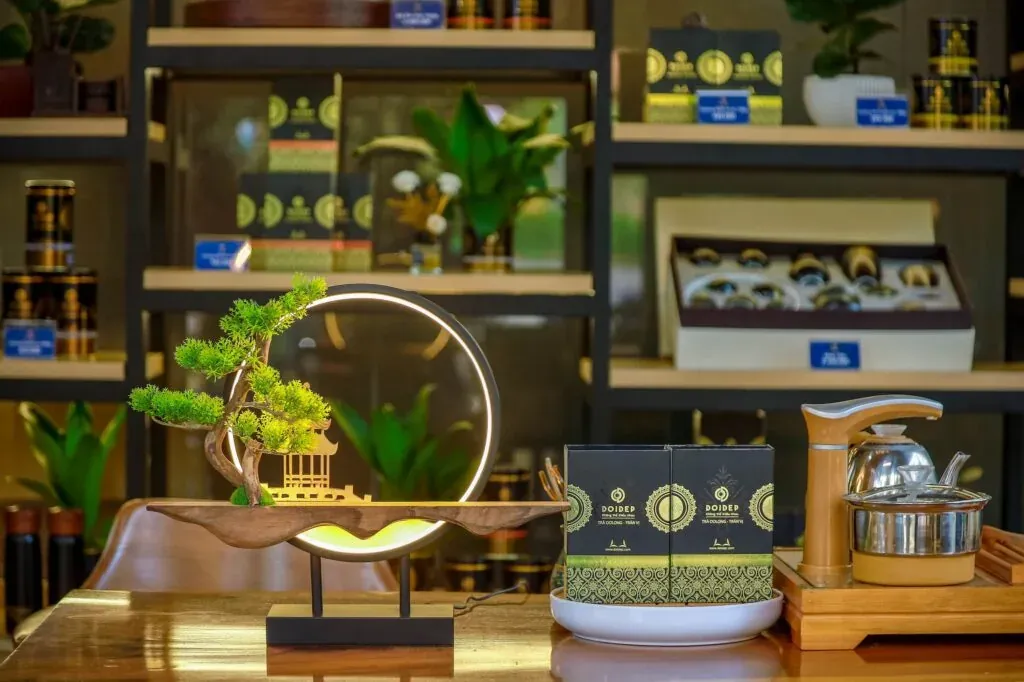 A sip of tea, a rich taste of Vietnamese Tet